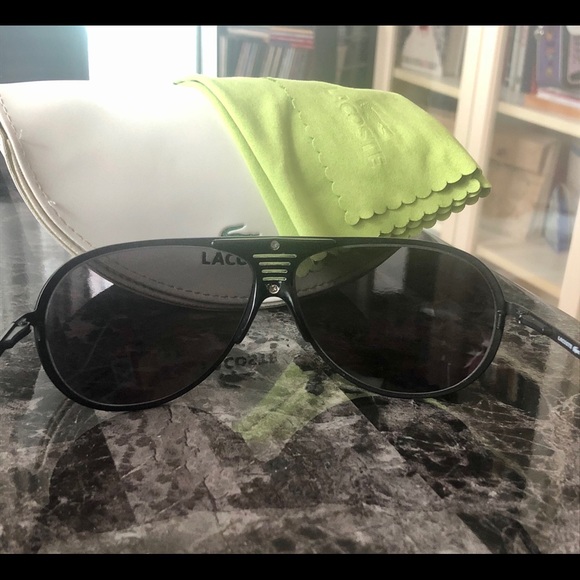 Lacoste Aviator Sunglasses - Picture 4 of 4